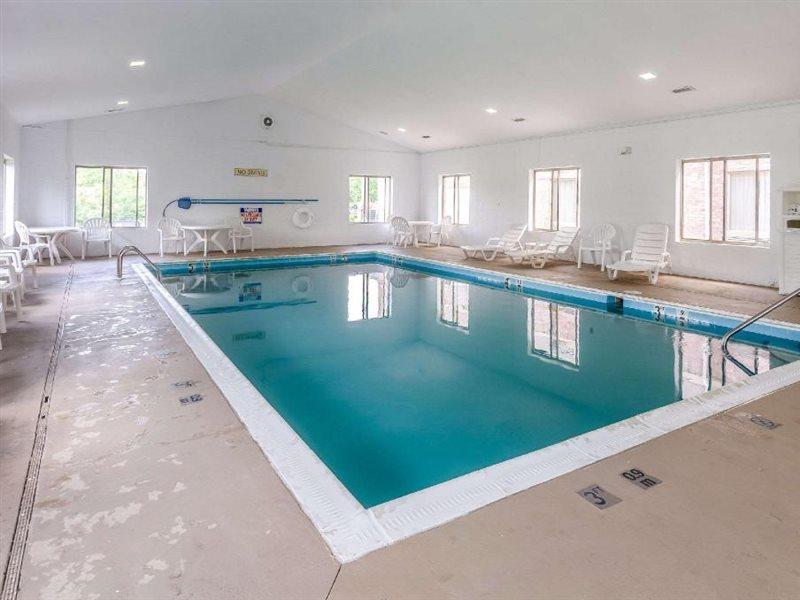 Comfort Inn & Suites Christiansburg I-81 Eksteriør billede