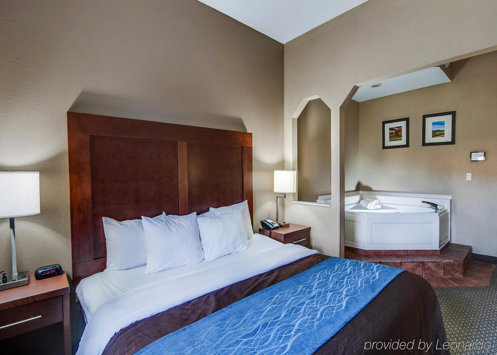 Comfort Inn & Suites Christiansburg I-81 Eksteriør billede