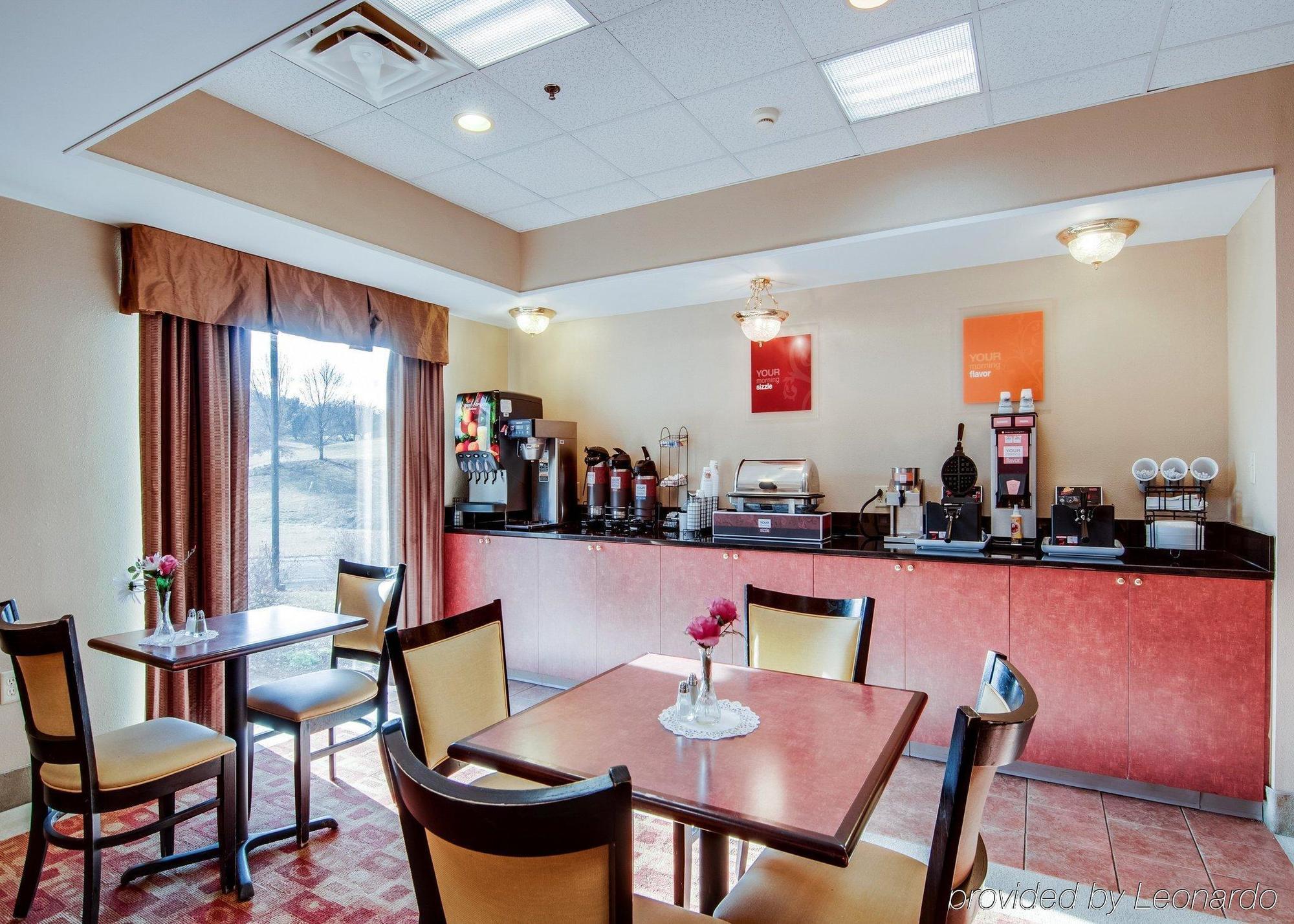 Comfort Inn & Suites Christiansburg I-81 Eksteriør billede