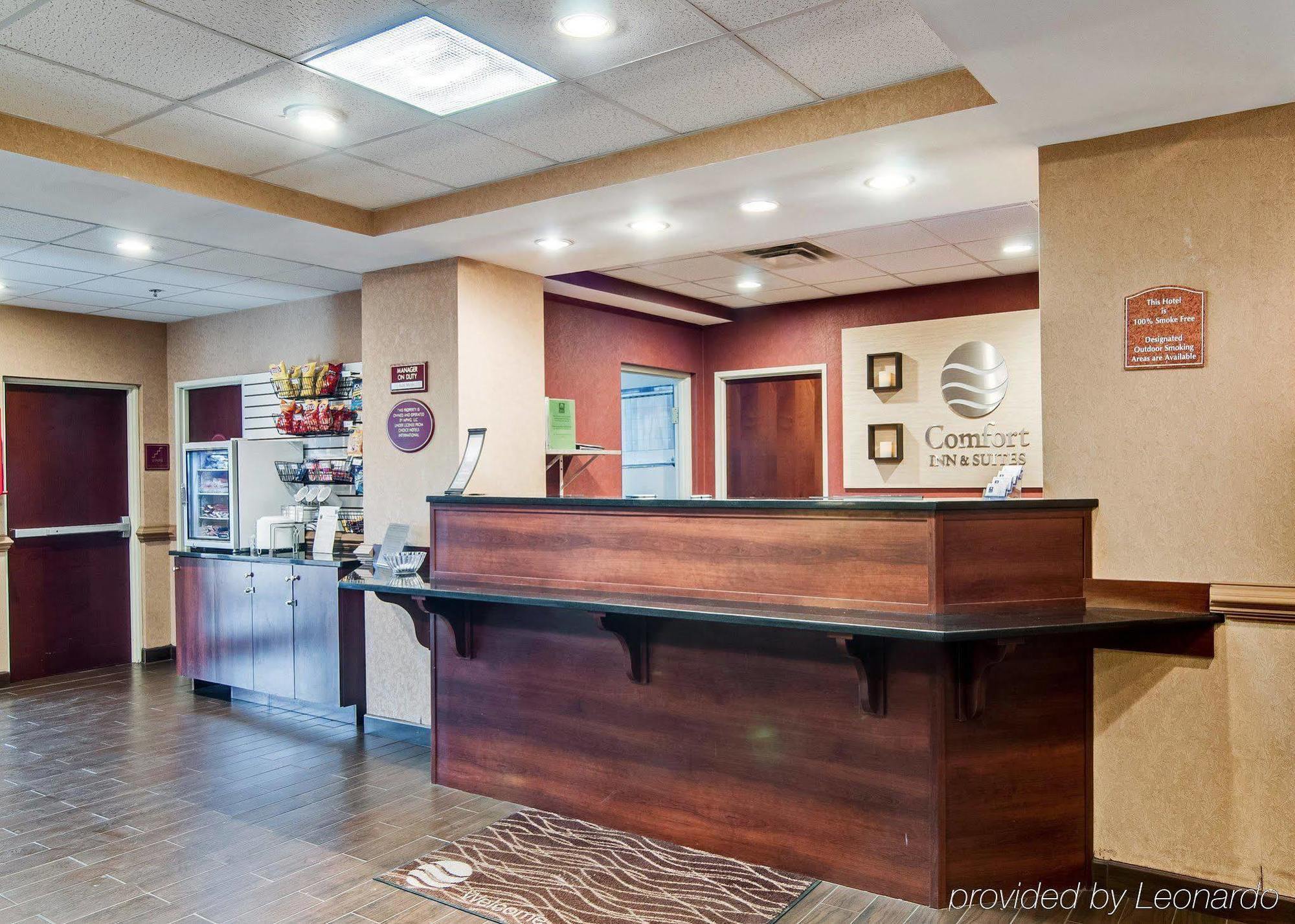 Comfort Inn & Suites Christiansburg I-81 Eksteriør billede