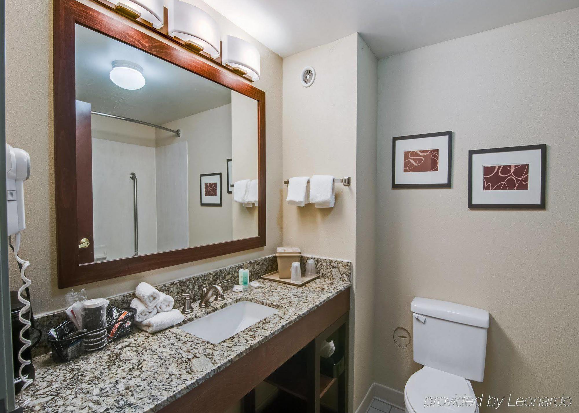 Comfort Inn & Suites Christiansburg I-81 Eksteriør billede